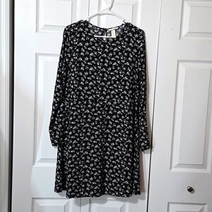 H & M Floral Long Sleeved Dress, Size 6, EUC